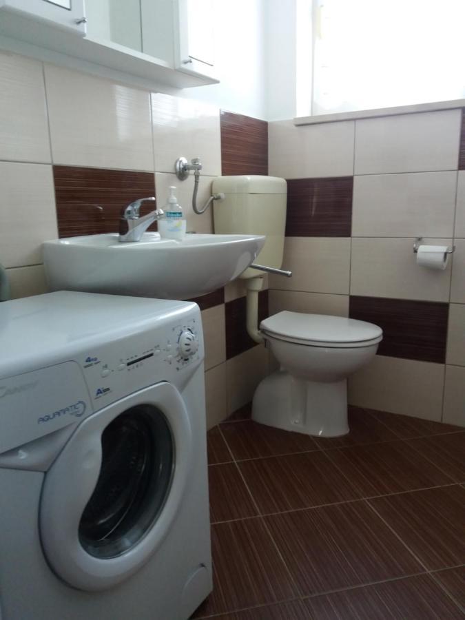 Apartmani Lana Brodarica  Extérieur photo